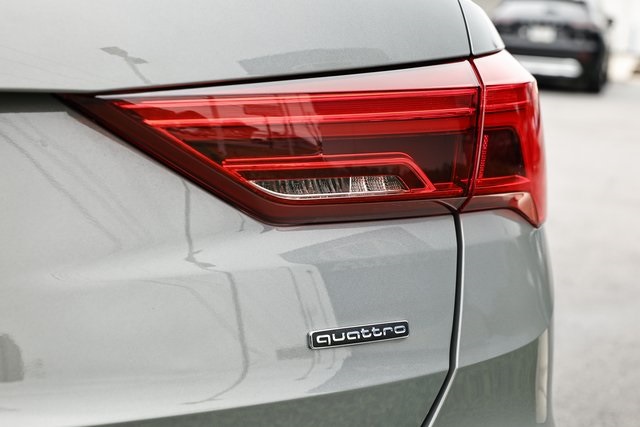 2024 Audi Q3 Premium S line photo 8