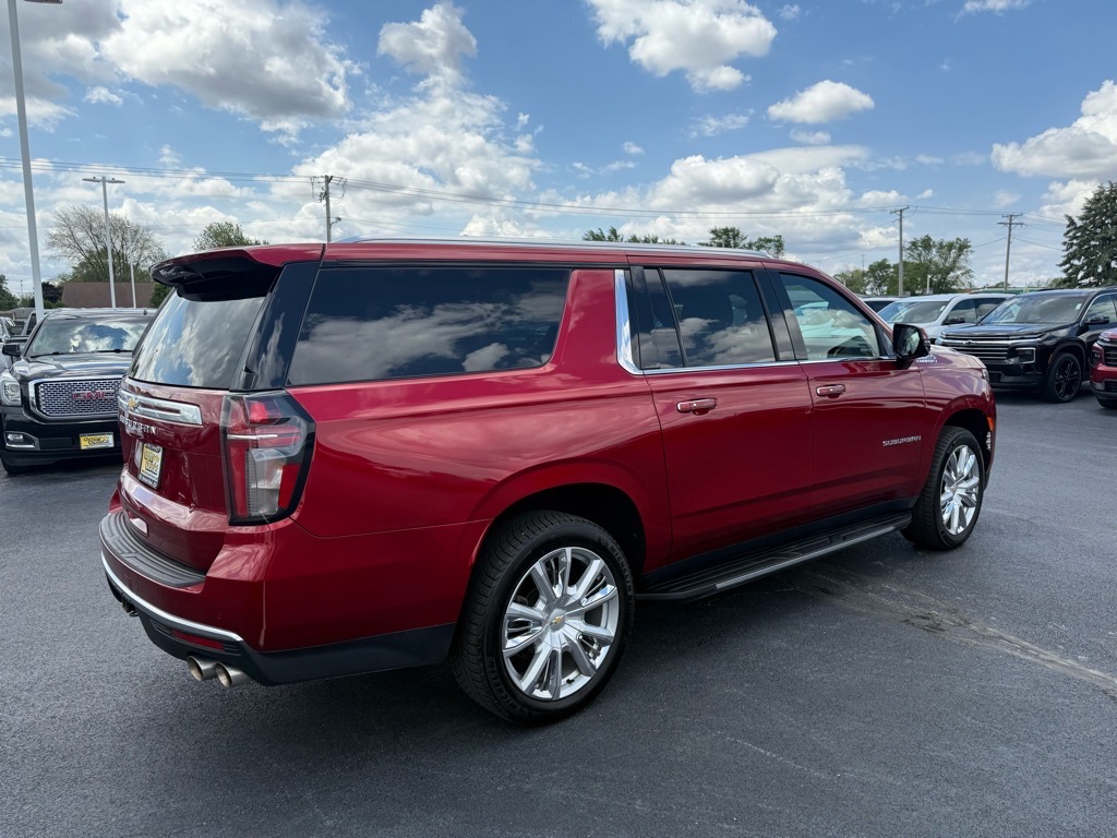 2023 Chevrolet Suburban High Country photo 5
