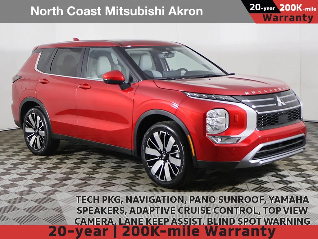 2025 Mitsubishi Outlander SE's photo