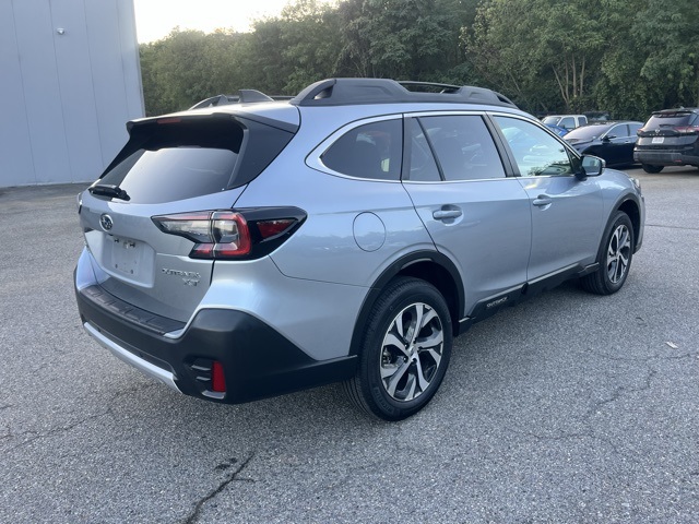 2022 Subaru Outback Limited XT photo 7