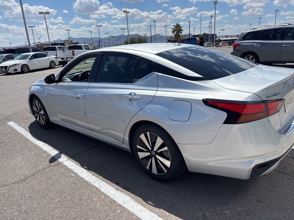 2019 Nissan Altima 2.5 SV photo 14