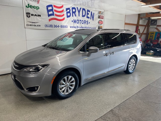 2019 Chrysler Pacifica Touring L photo 7
