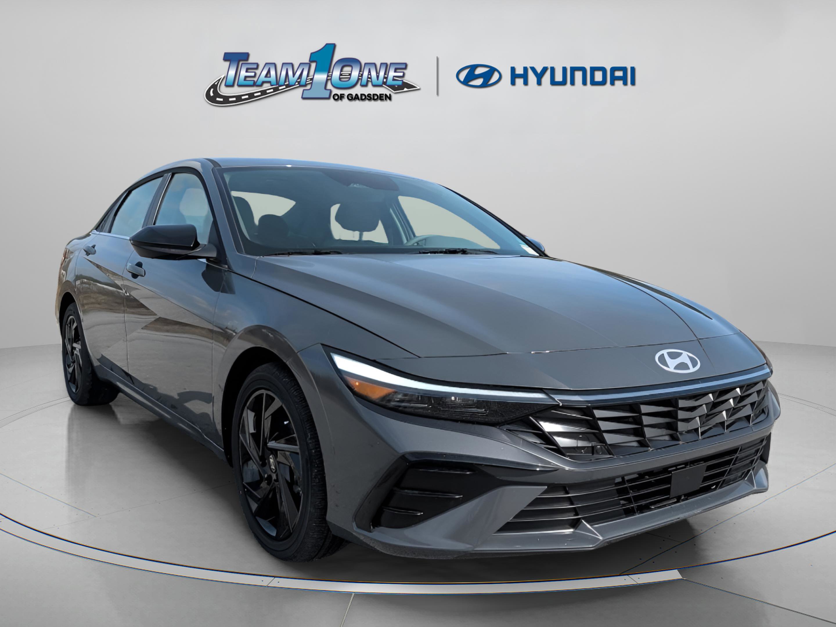 2026 Hyundai Elantra SEL's photo