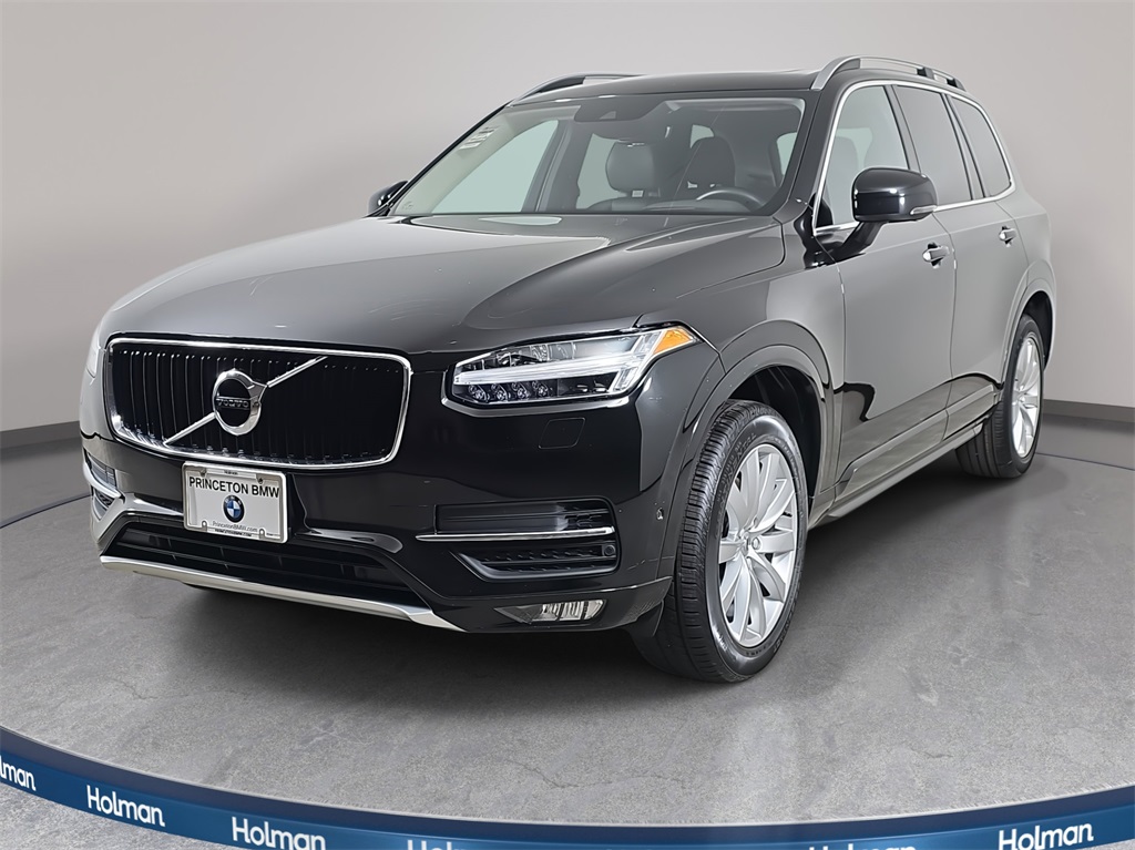 2016 Volvo XC90 Momentum
