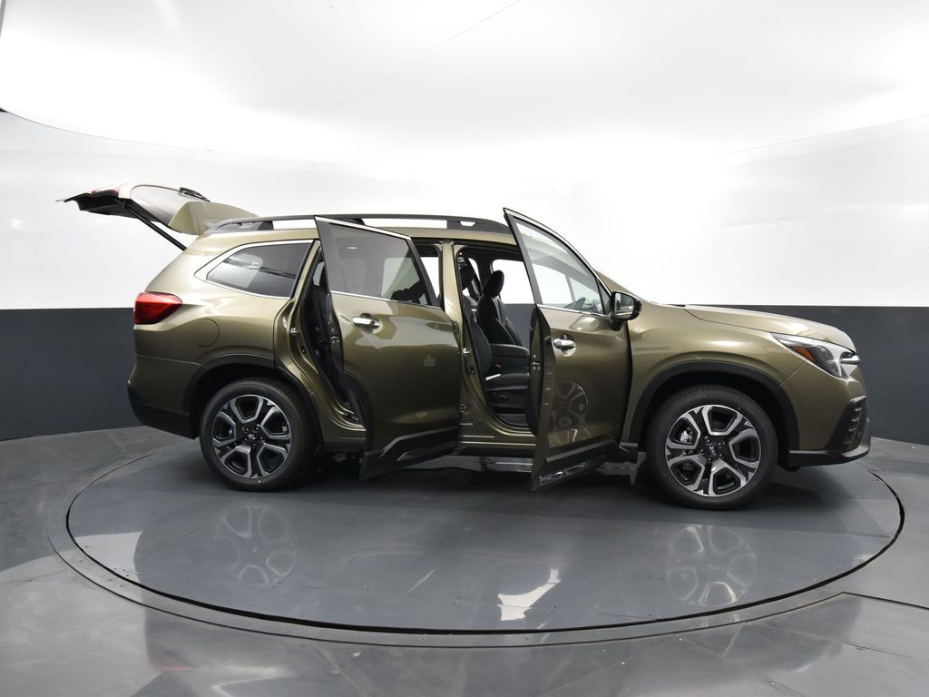 2025 Subaru Ascent Touring photo 33