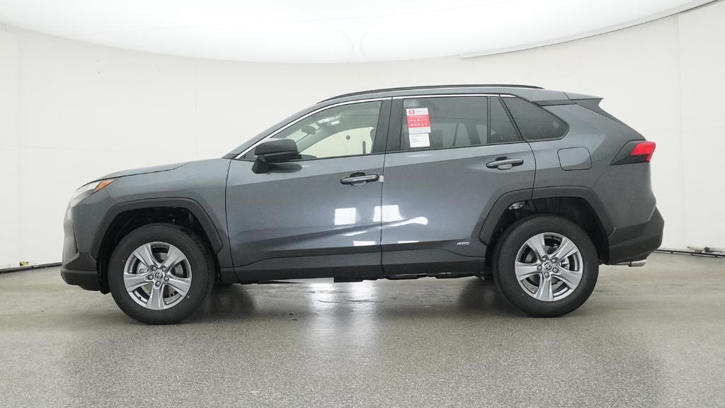 2025 Toyota RAV4 Hybrid LE photo 7