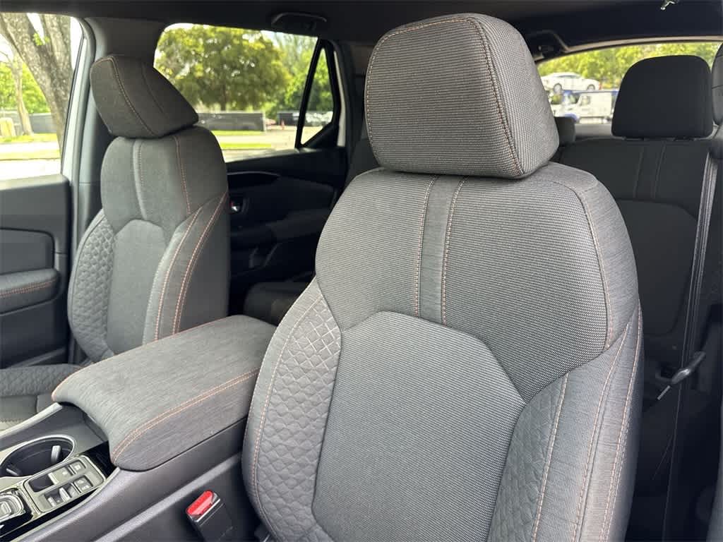 2025 Honda Pilot Sport photo 11