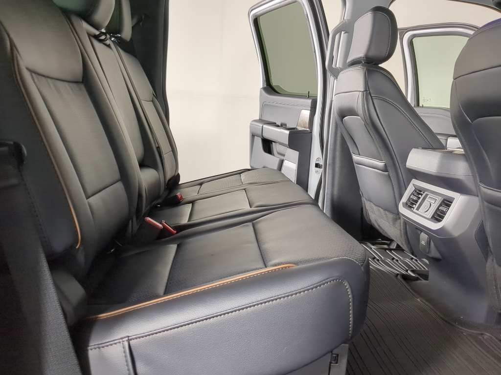 2026 Ford F-250 Lariat photo 12