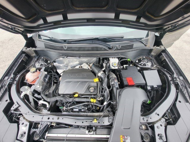 2025 Chevrolet Trax LS photo 7