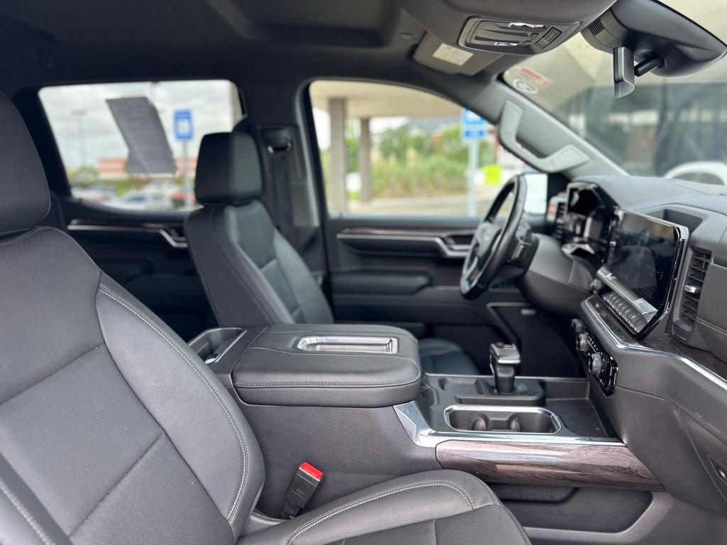 2022 Chevrolet Silverado 1500 LTZ photo 27