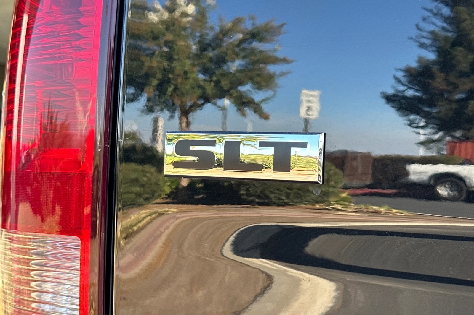 2023 Ram 1500 Classic SLT photo 26