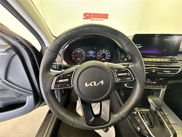 2023 Kia Seltos EX photo 16