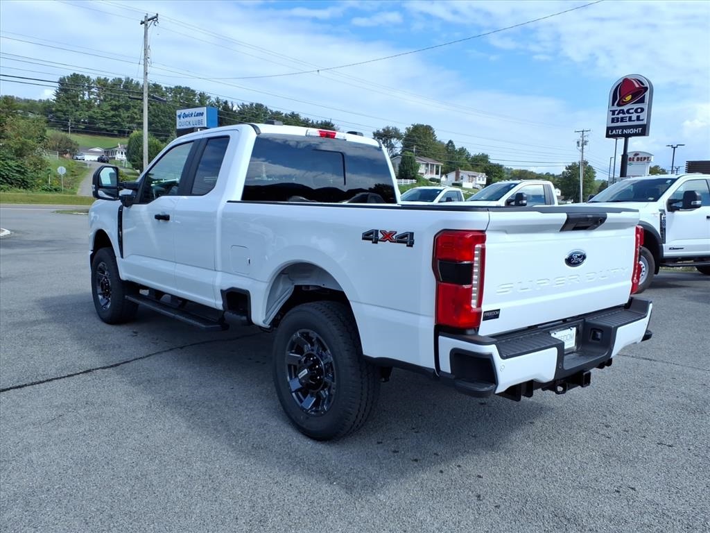 2026 Ford F-250 XL photo 3