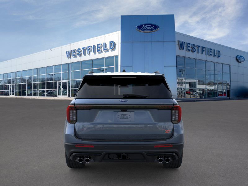 2025 Ford Explorer ST photo 5