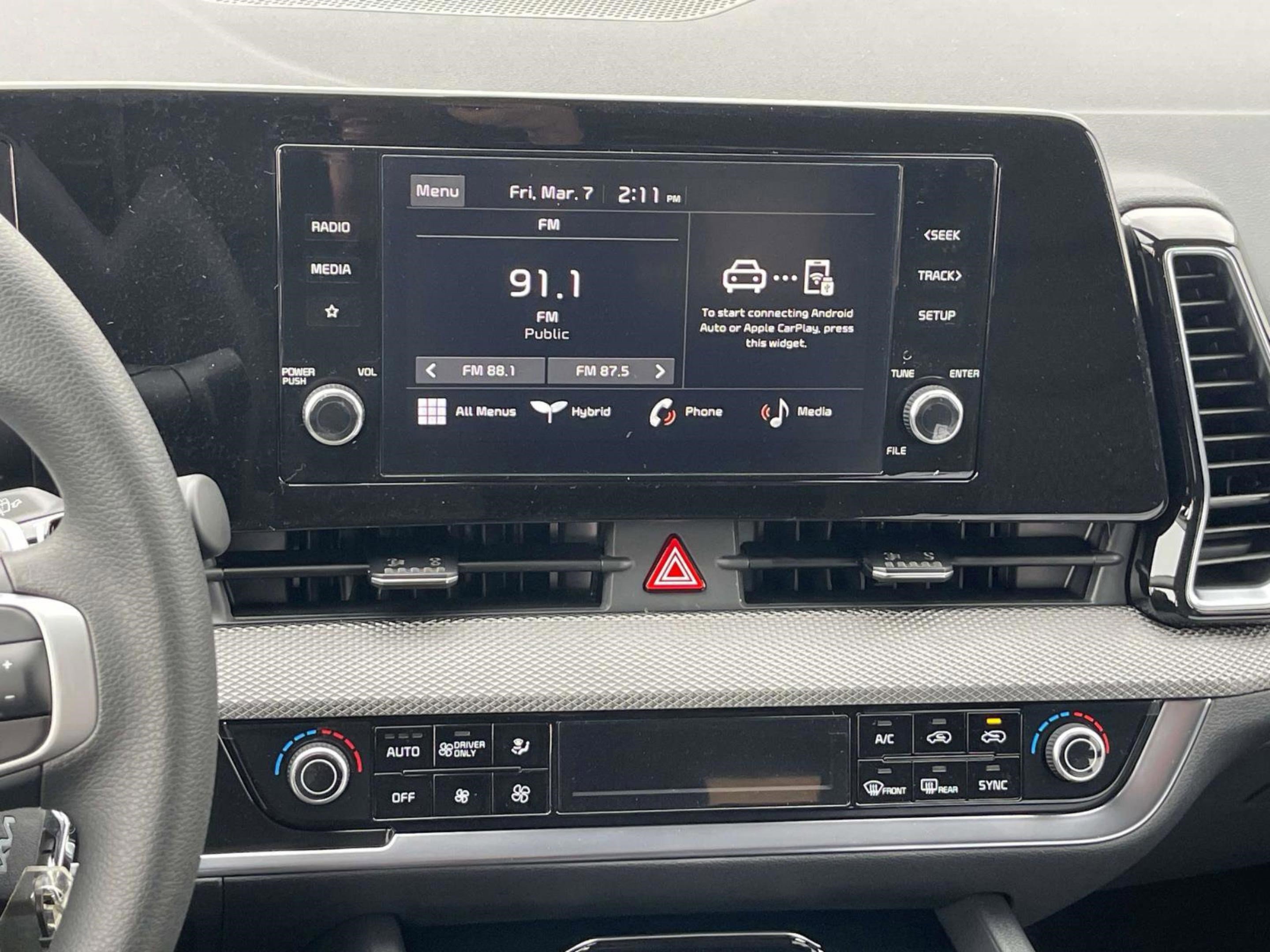 2025 Kia Sportage Hybrid LX photo 4