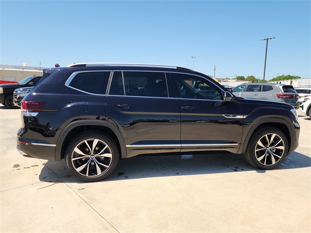 2025 Volkswagen Atlas SEL Premium R-Line photo 2