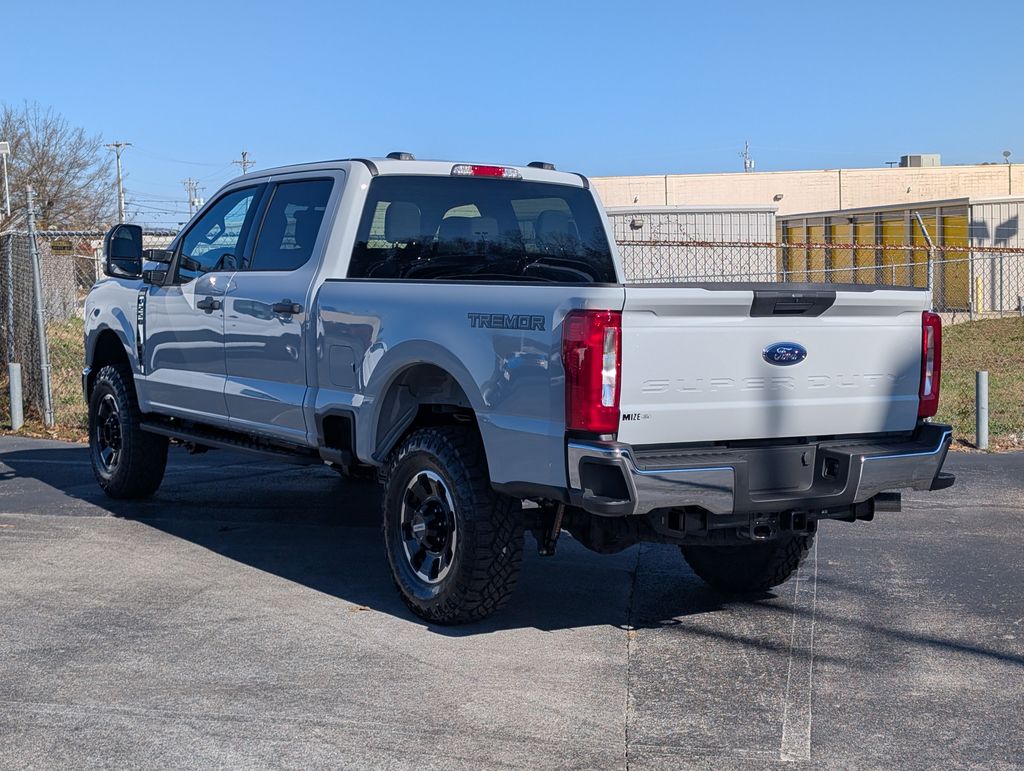 2026 Ford F-250 XLT photo 4