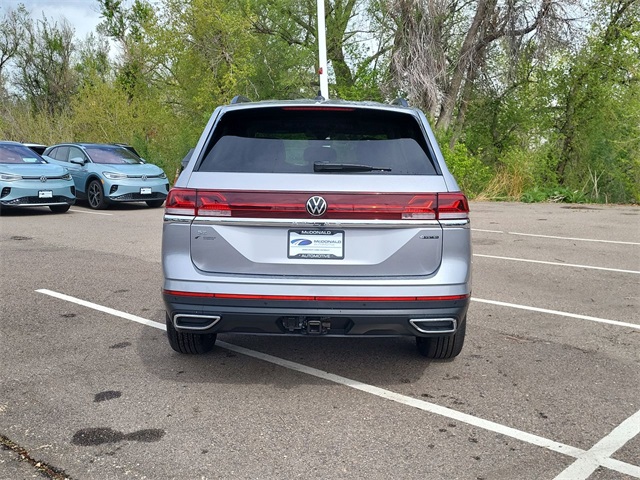 2025 Volkswagen Atlas SE Technology photo 4