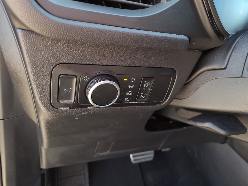 2024 Ford Escape ST-Line photo 23
