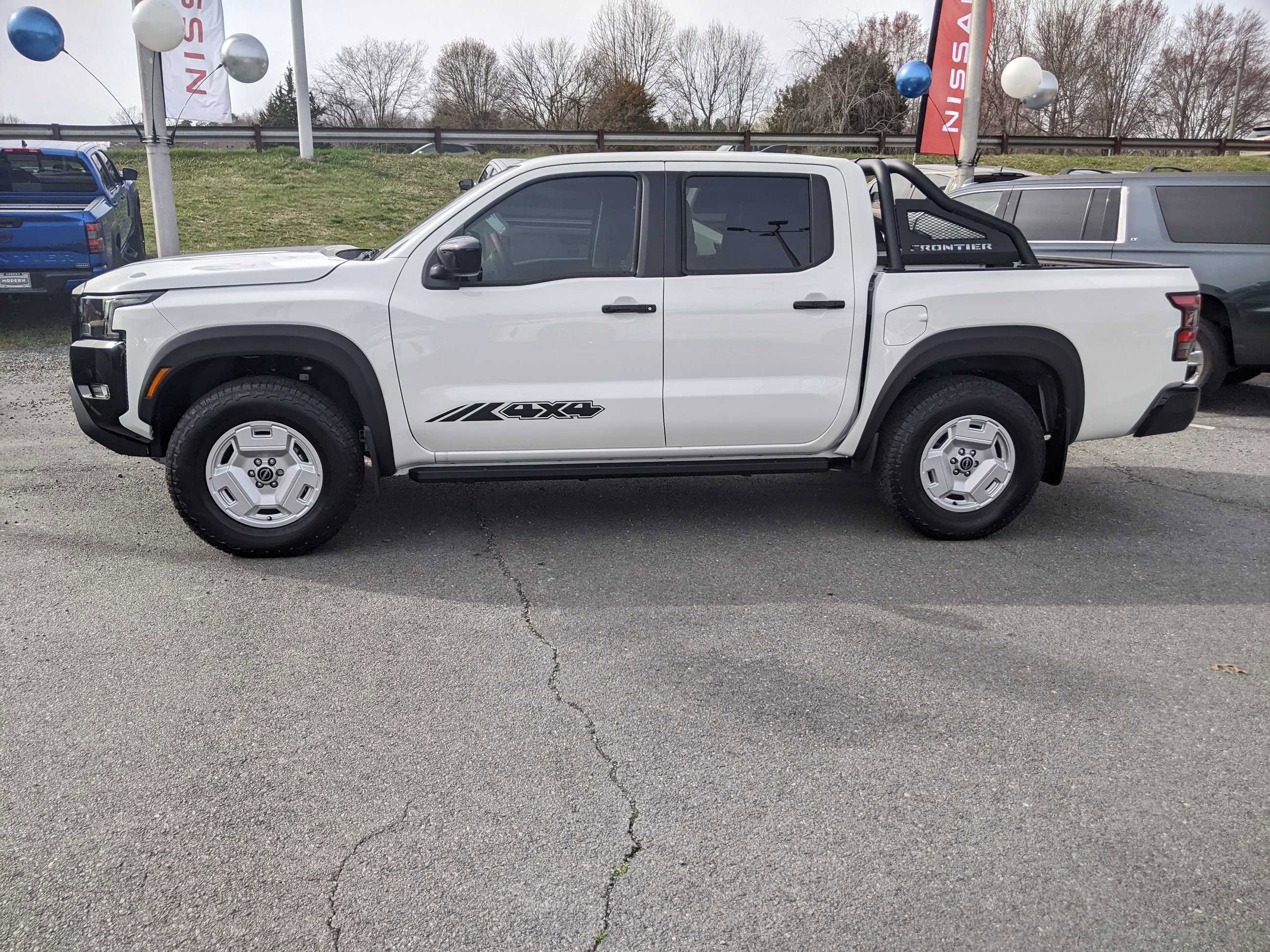 New 2024 Nissan Frontier Crew Cab Hardbody Edition Truck in WinstonSalem 2N4422 Modern