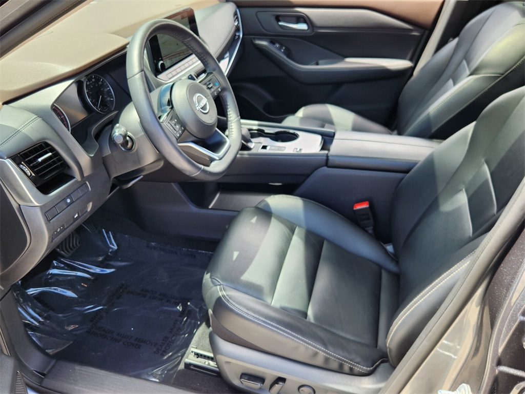 2023 Nissan Rogue SL photo 10