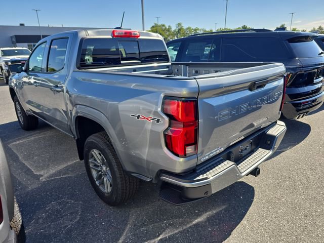 2026 Chevrolet Colorado LT photo 2