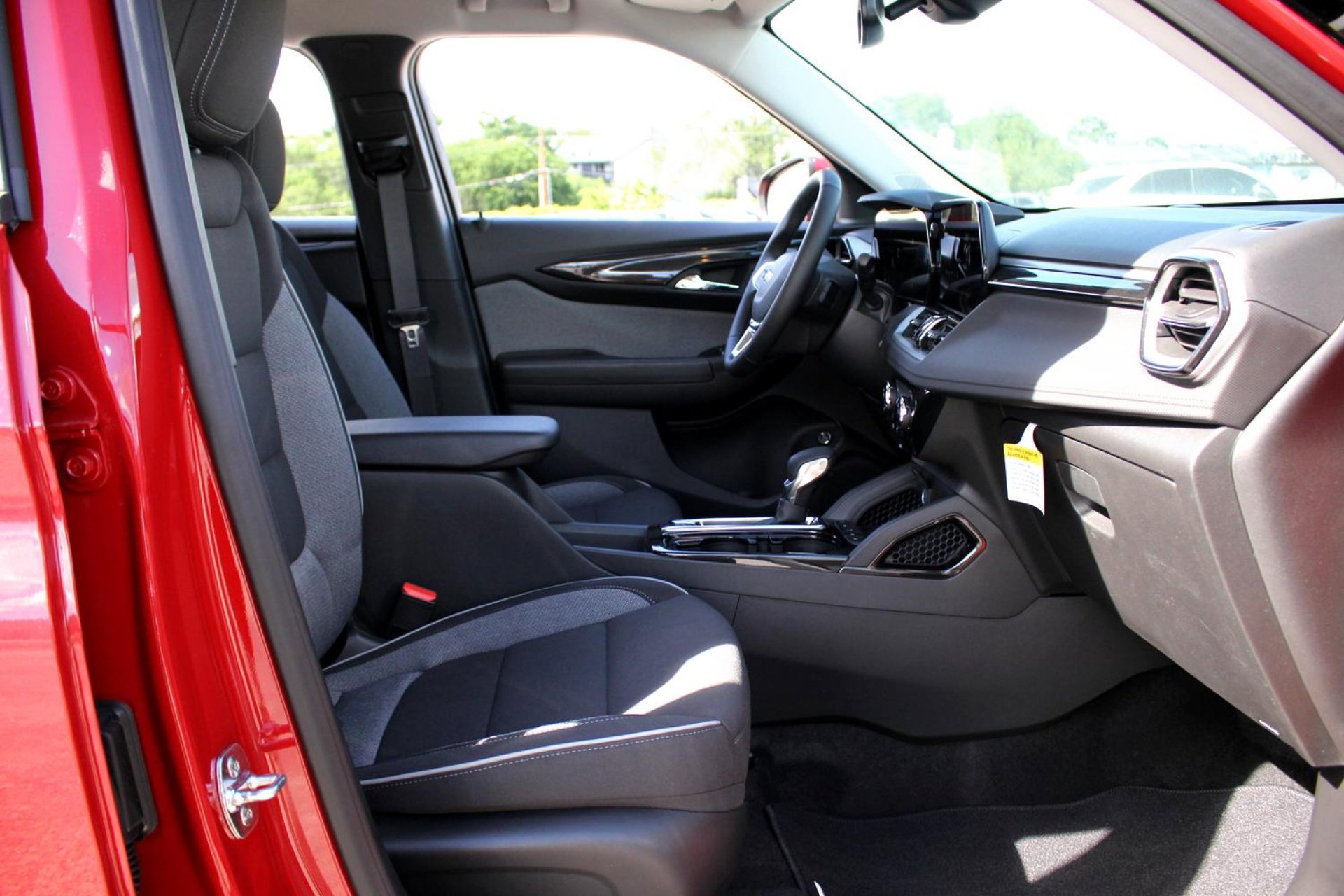 2026 Chevrolet Trailblazer LT photo 13