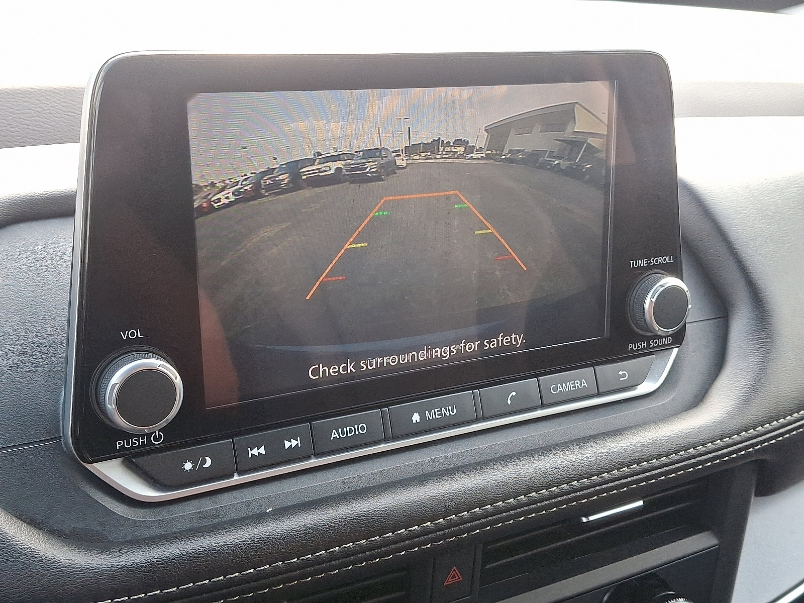 2023 Nissan Rogue SV photo 16