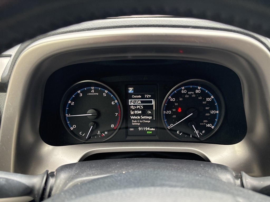 2017 Toyota RAV4 XLE photo 11