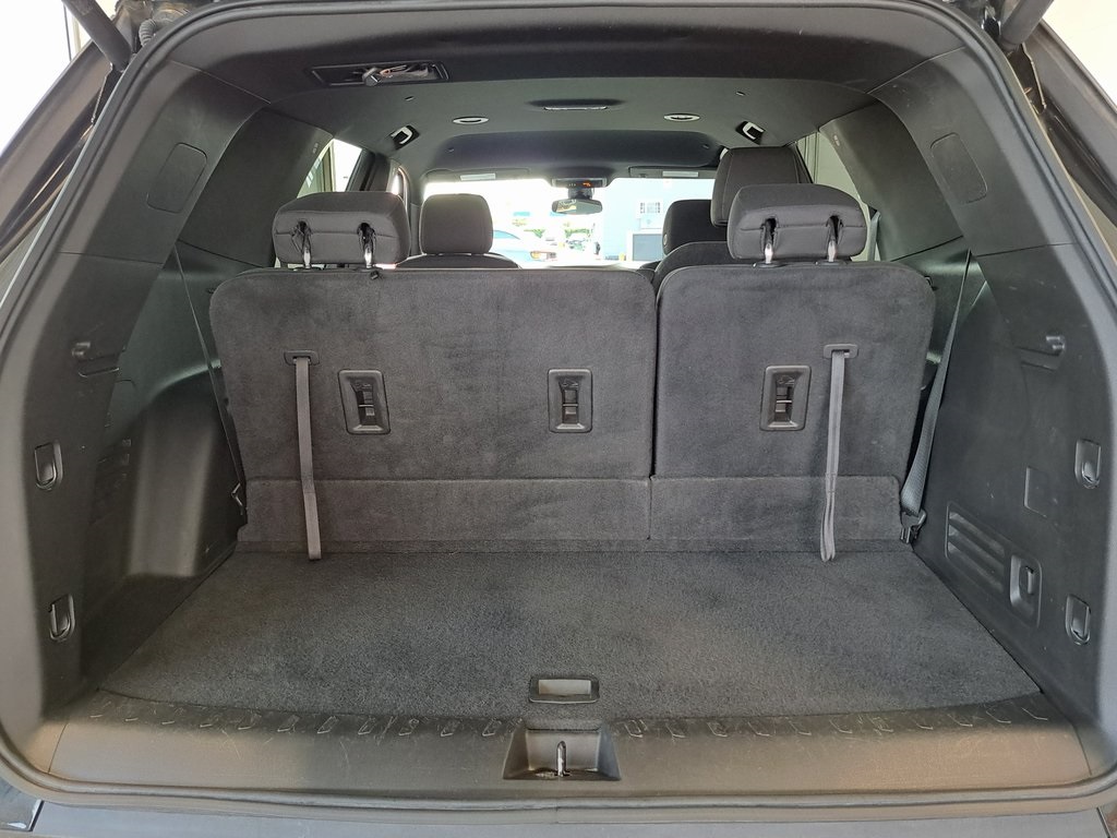 2023 Chevrolet Traverse Cloth photo 30