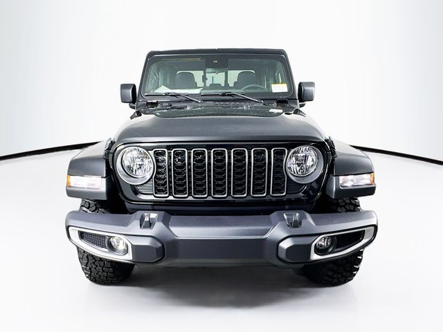 2025 Jeep Gladiator Sport photo 2