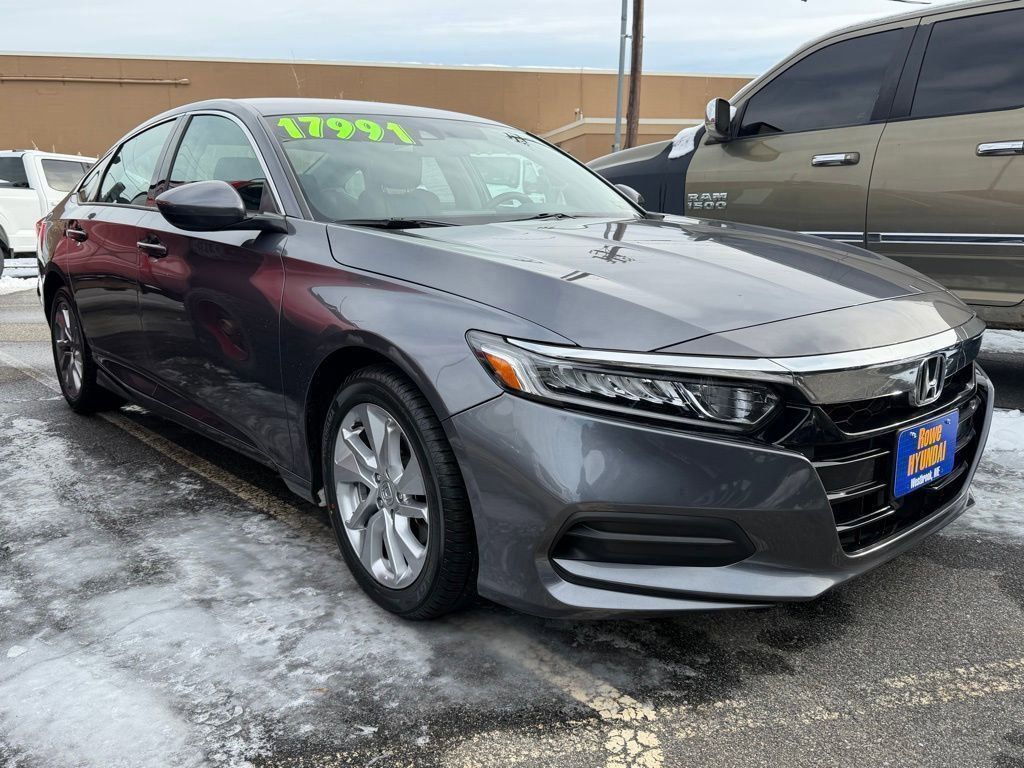 2019 Honda Accord LX's photo