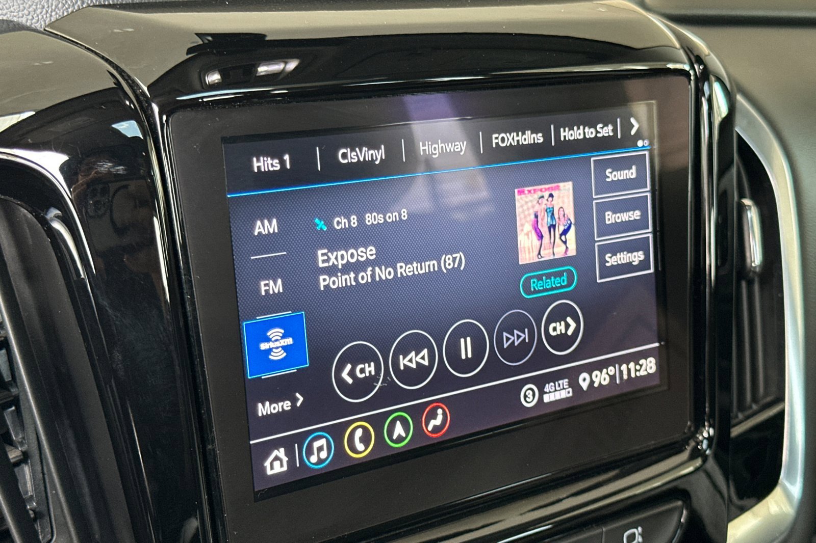 2021 Chevrolet Traverse Premier photo 17