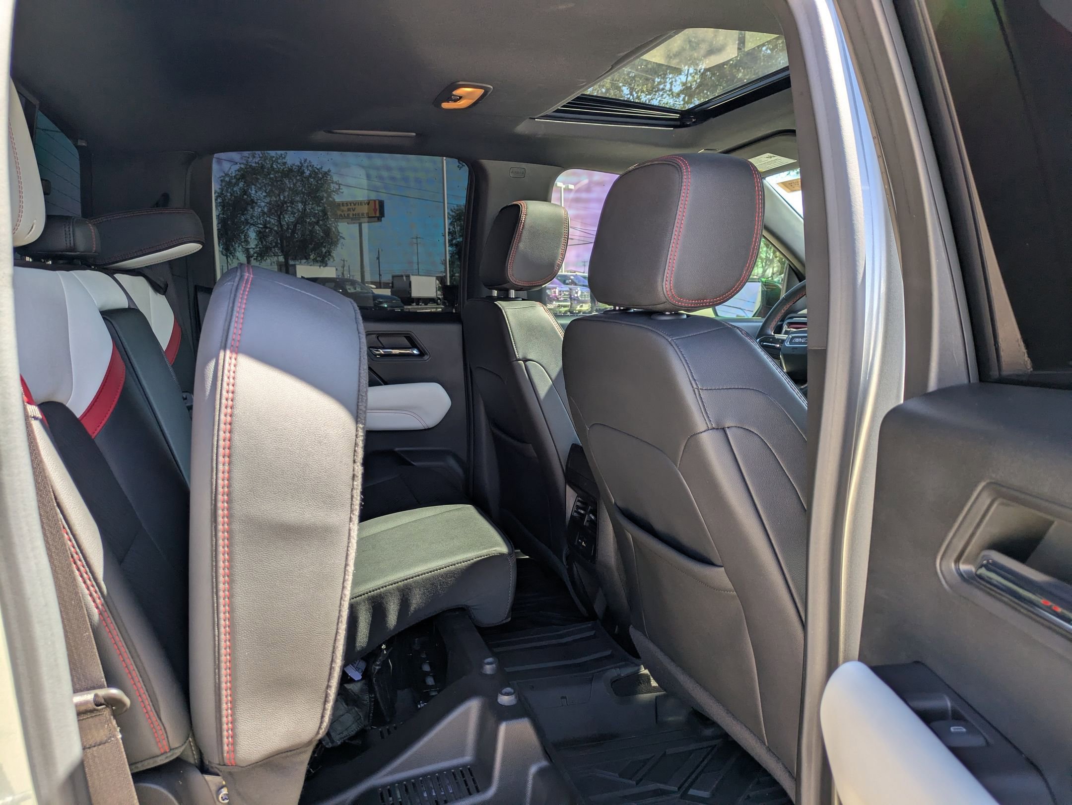 2024 Gmc Canyon AT4X photo 27