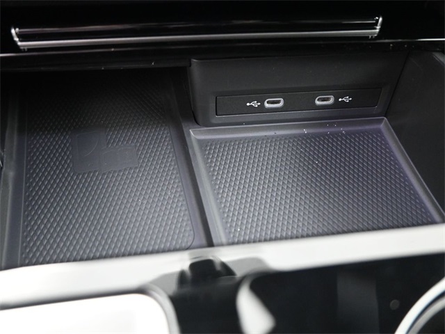 2024 Volkswagen Atlas Cross Sport SE Technology photo 4