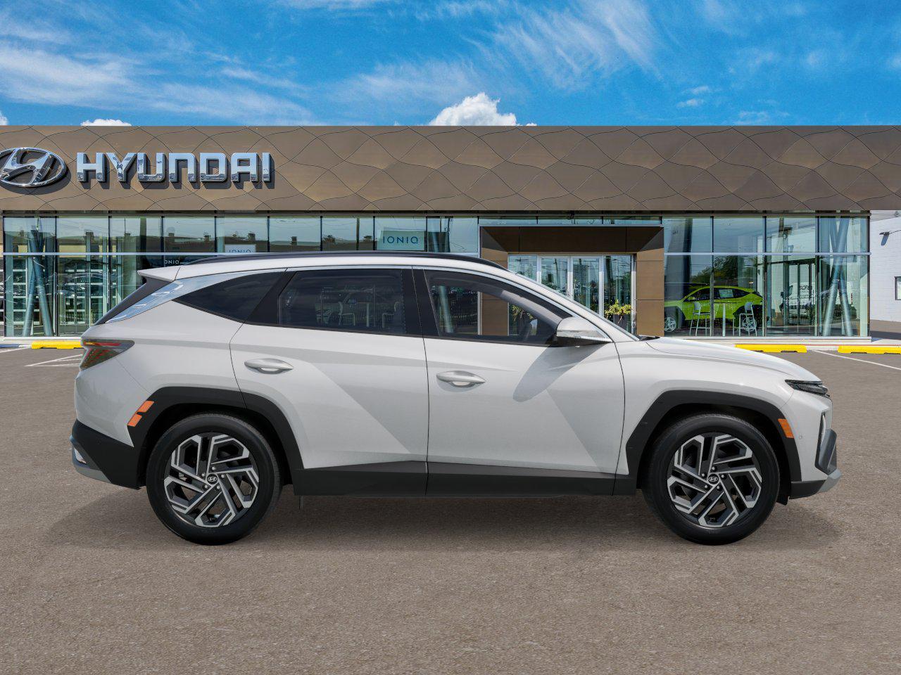 2025 Hyundai Tucson Limited photo 19