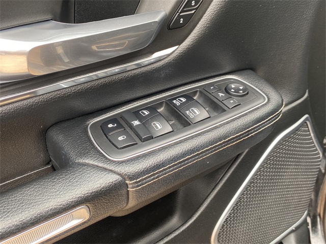 2019 Ram 1500 Laramie photo 16