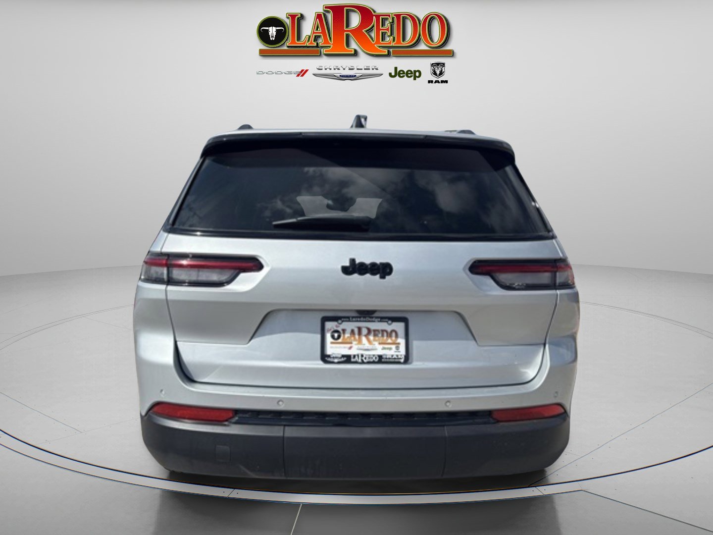 2025 Toyota RAV4 L photo 6