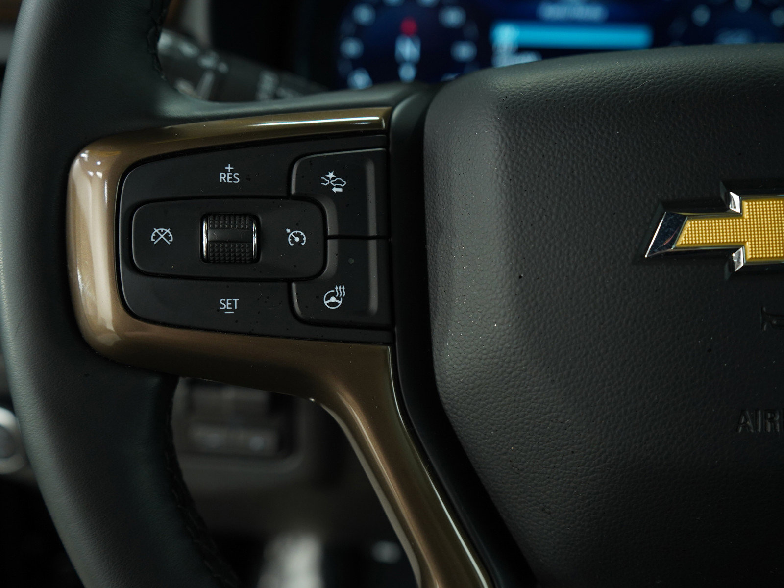 2024 Chevrolet Suburban High Country photo 21