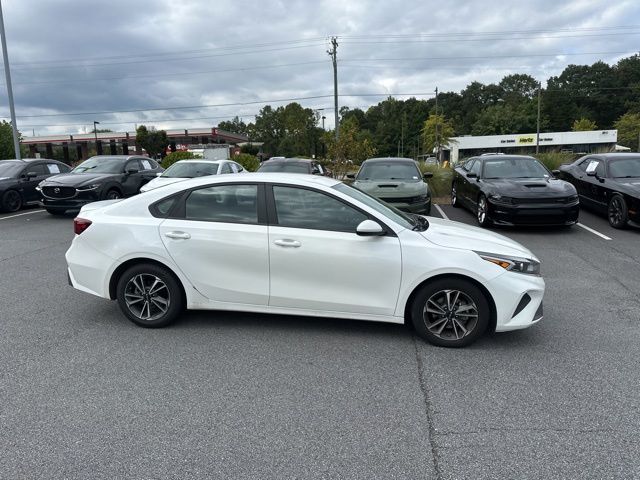 2023 Kia Forte LXS photo 16