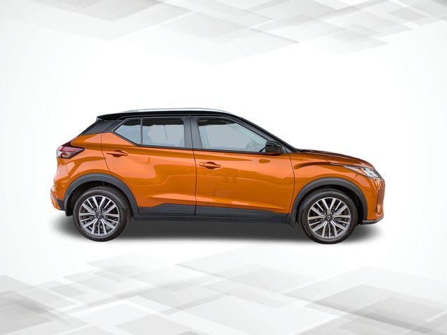 2024 Nissan Kicks SV photo 2
