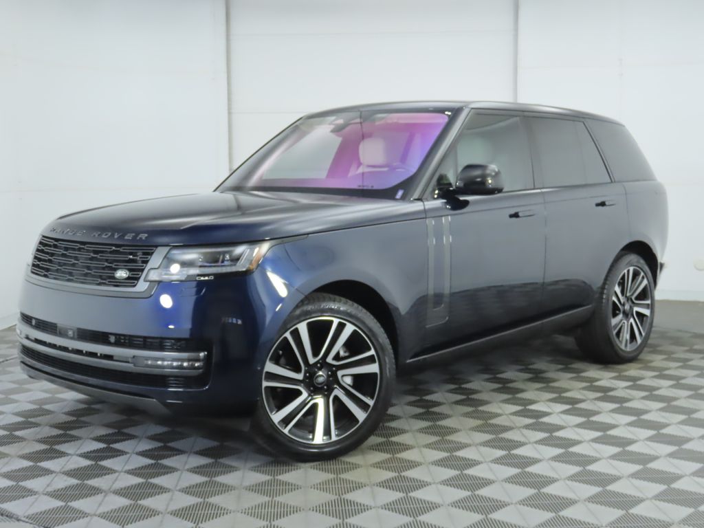 2023 Land Rover Range Rover SE's photo