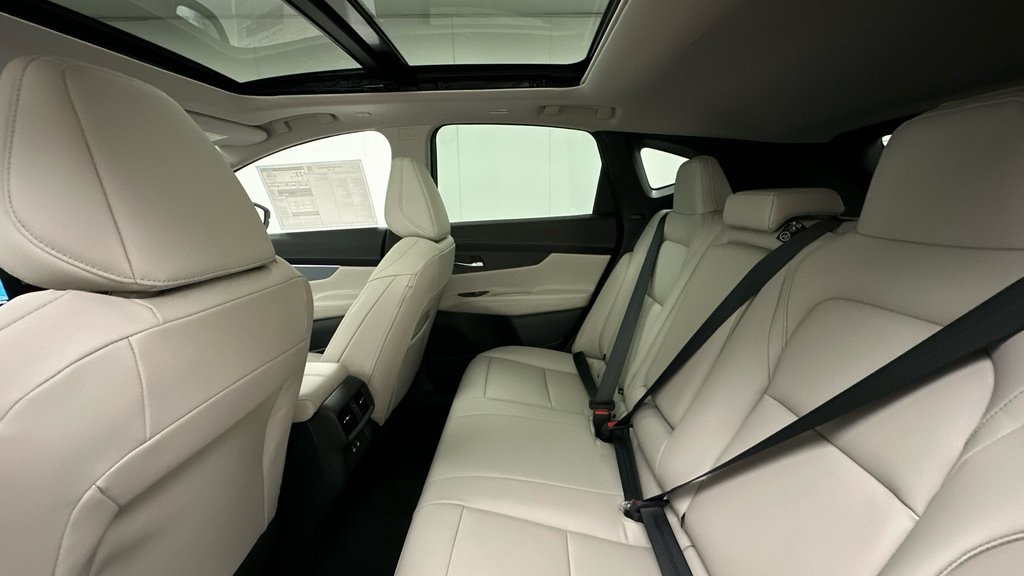 2025 Nissan Murano SL photo 11