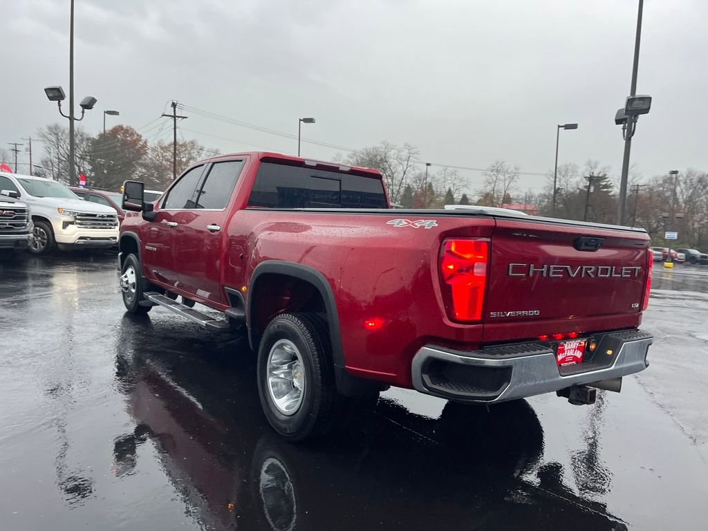 2022 Chevrolet Silverado 3500HD LTZ photo 3