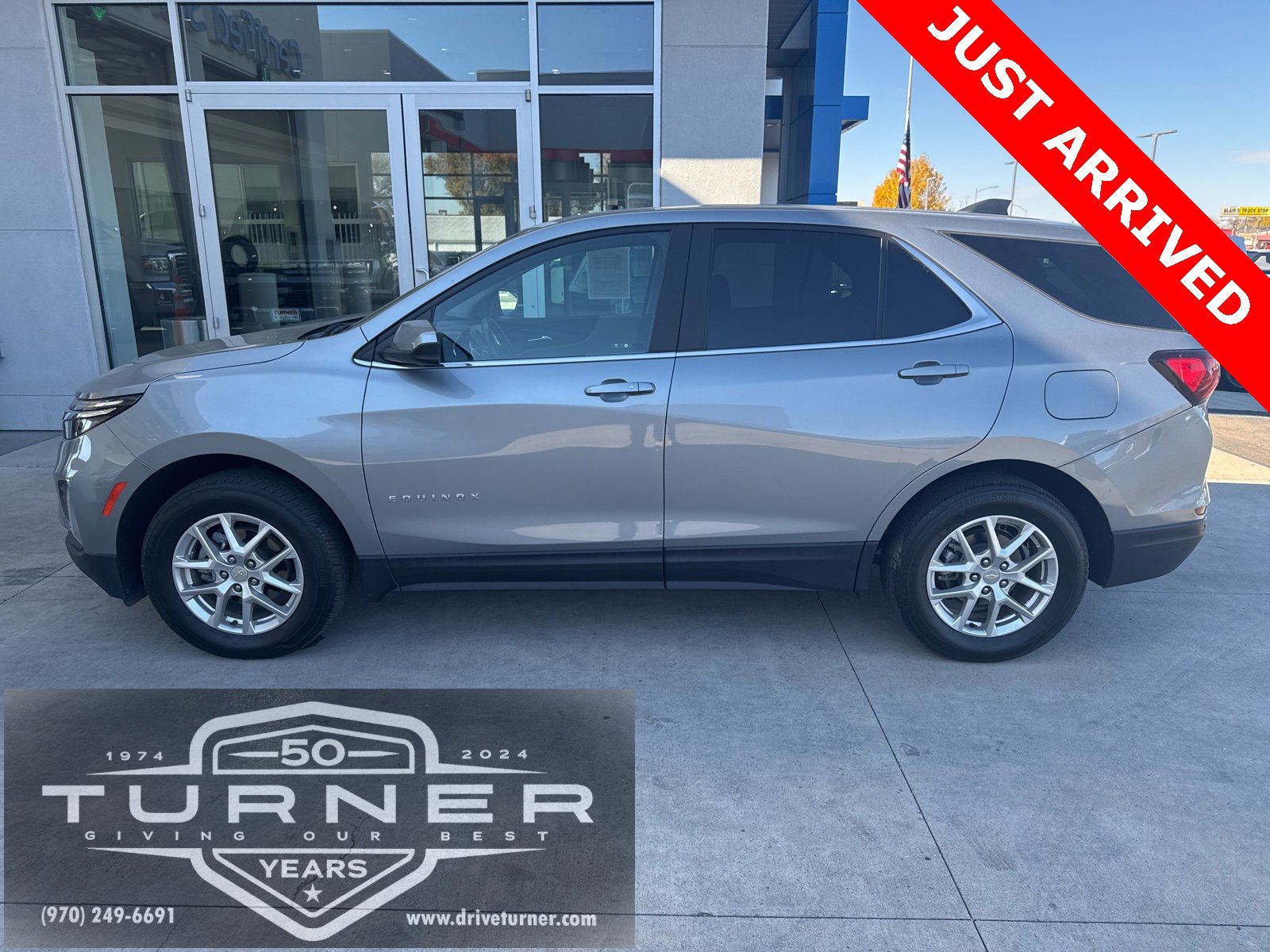 2024 Chevrolet Equinox LT photo 4