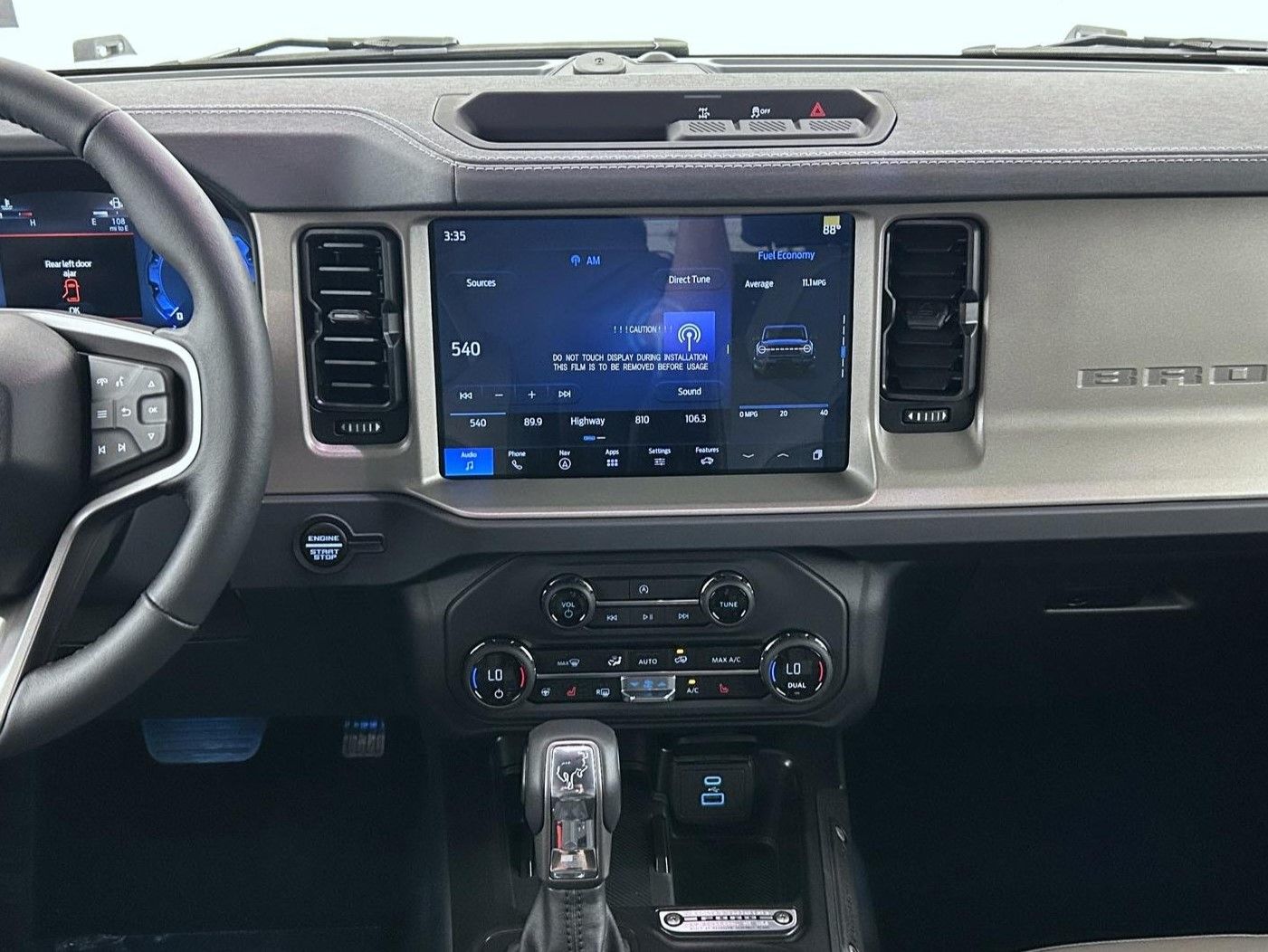 2025 Ford Bronco Outer Banks photo 12