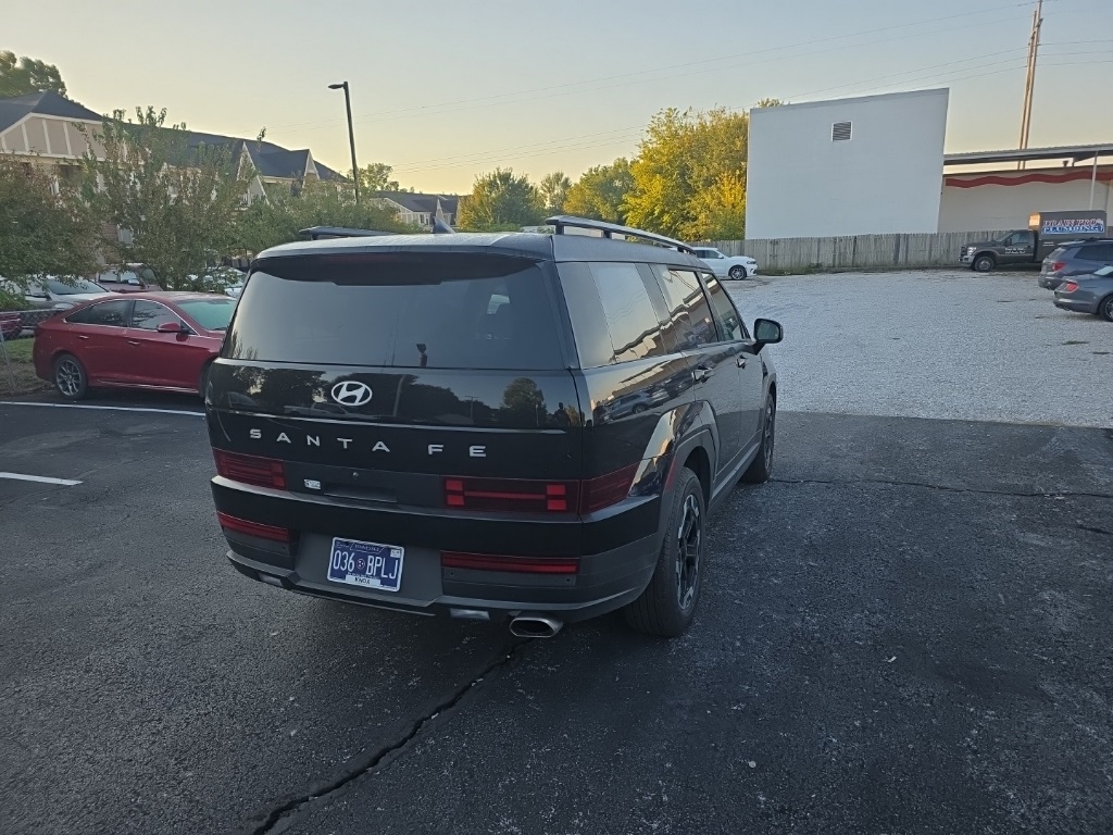 2025 Hyundai Santa Fe SEL photo 3