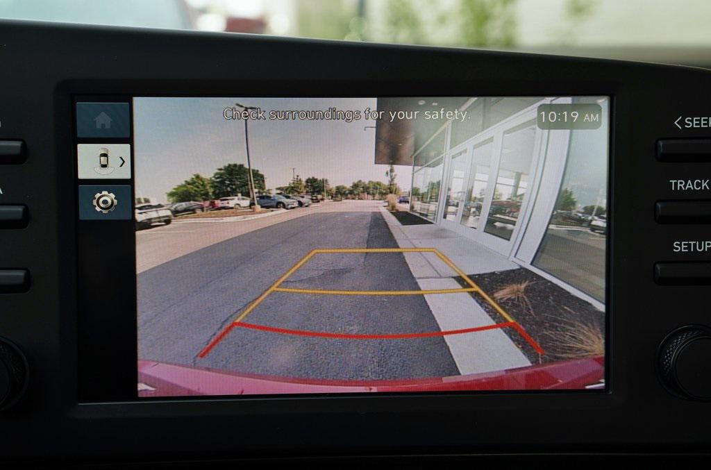 2025 Hyundai Elantra SEL Sport photo 14