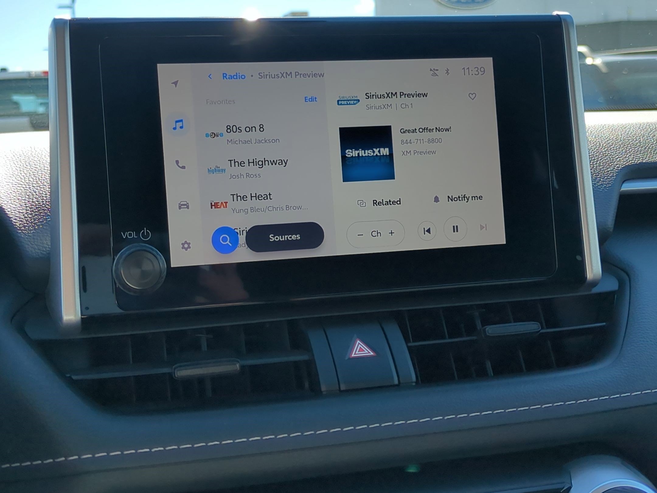 2024 Toyota RAV4 Hybrid LE photo 21