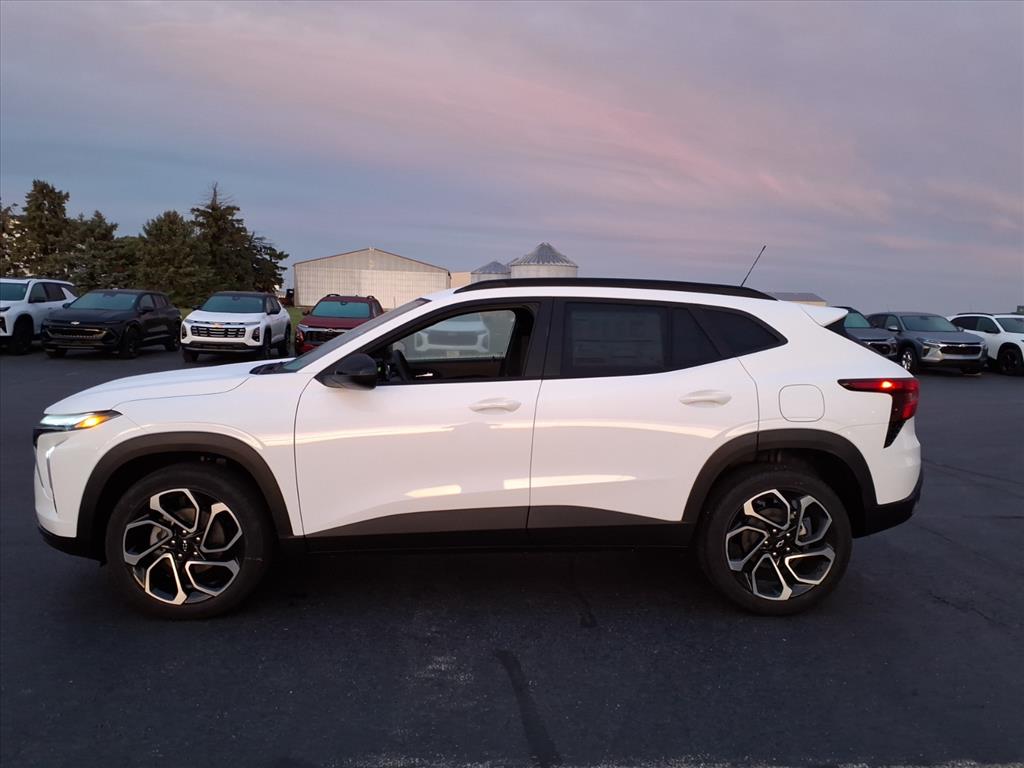 2026 Chevrolet Trax photo 2